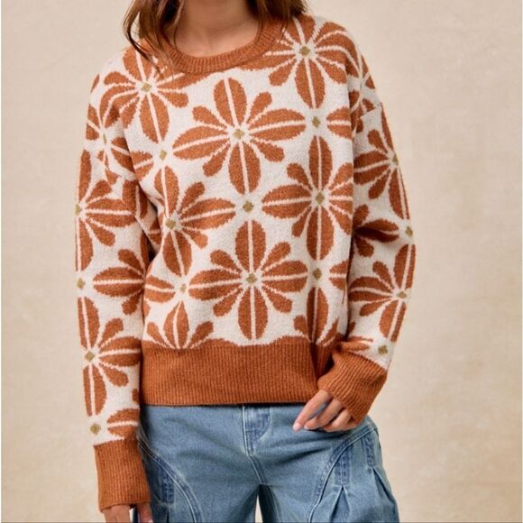 🎁25% Off Bundles🎁  Cozy Fall Floral Long Sleeve Sweater Camel sz Medium [6-8] - Picture 8 of 9